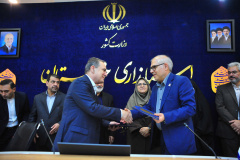 تفاهم‌نامه‌ همکاری سازمان استاندارد با جهاد دانشگاهی خوزستان