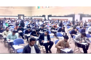 آزمون استخدامی دهیاری ها و توزیع نیروی برق برگزار شد.